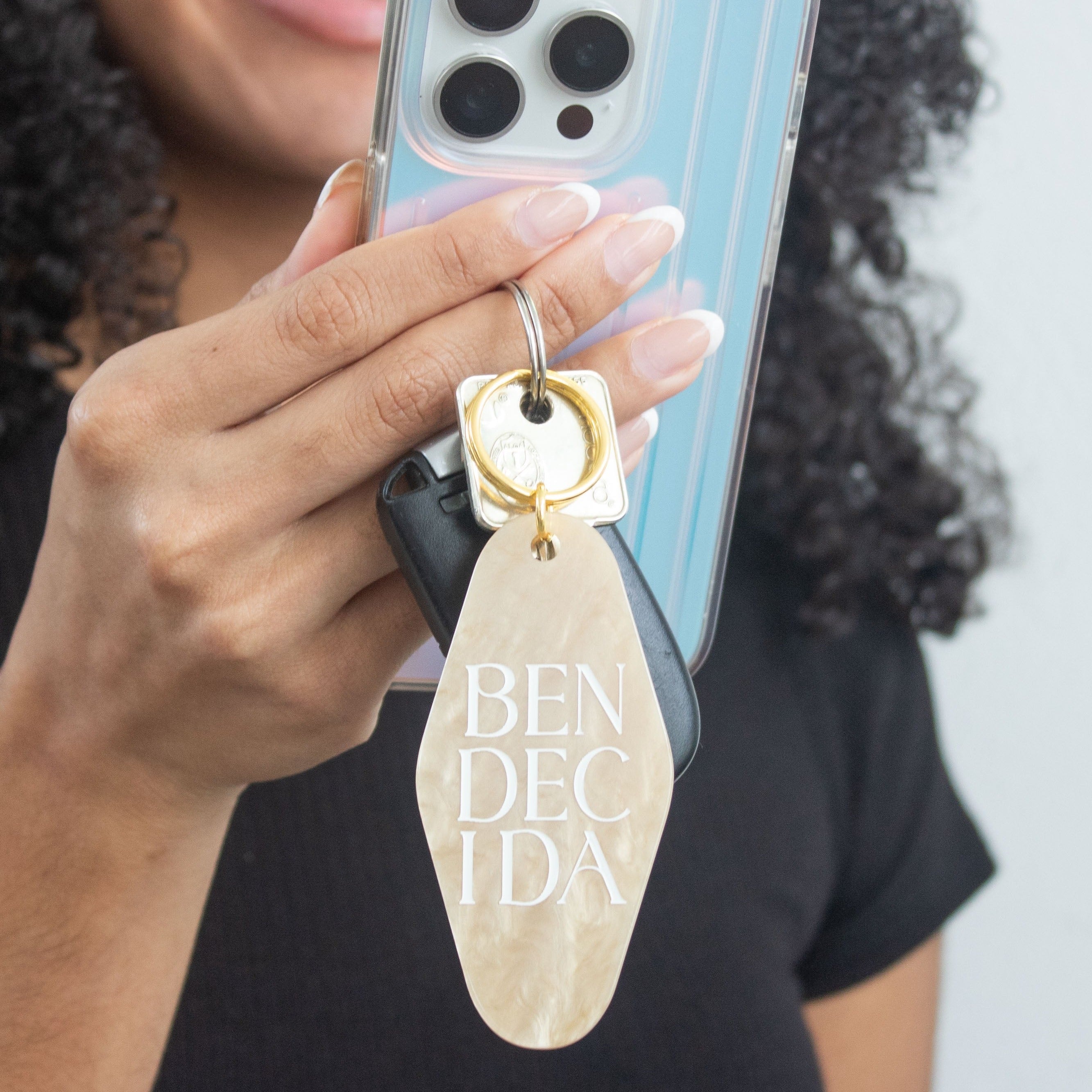 Llavero: Bendecida Crema