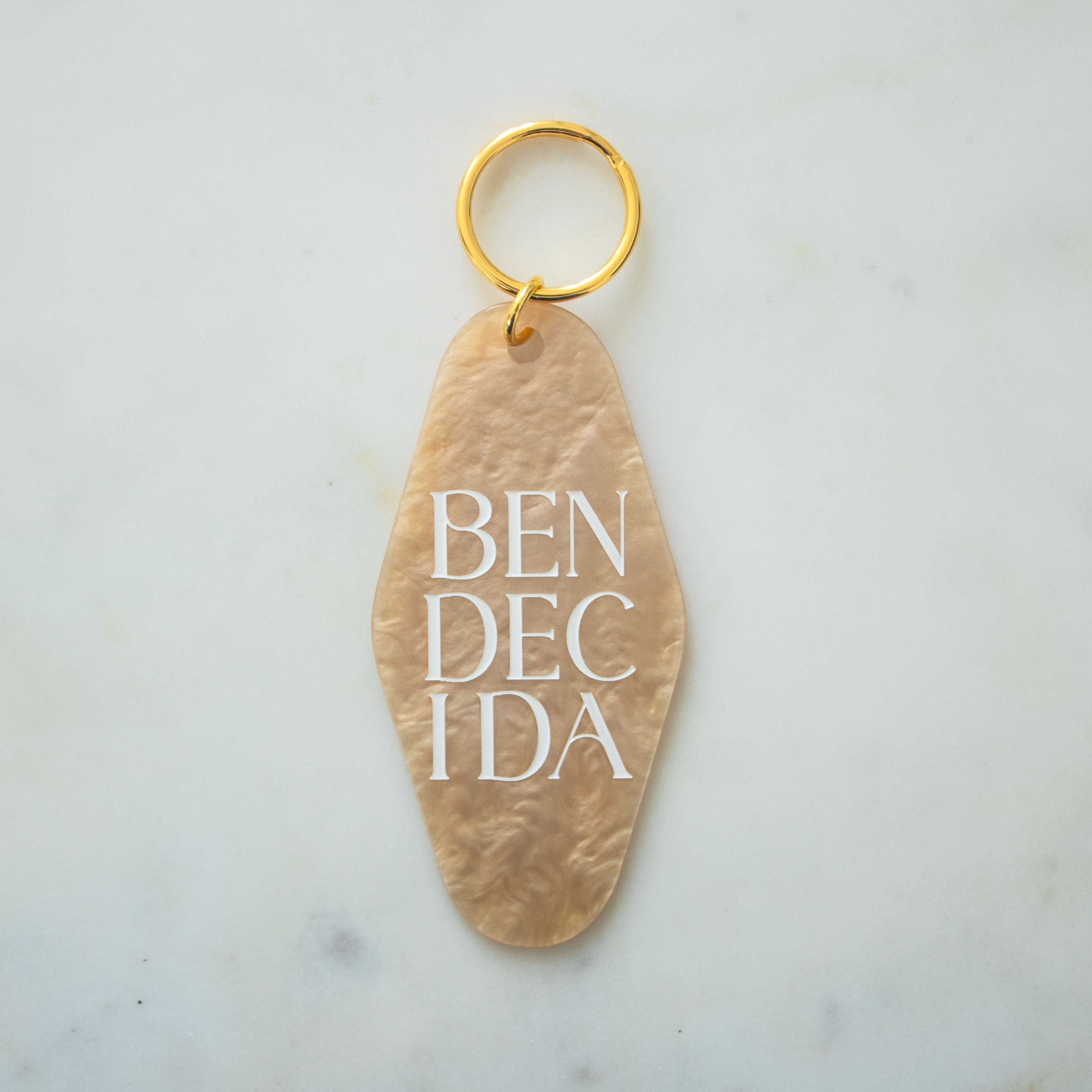 Llavero: Bendecida Crema