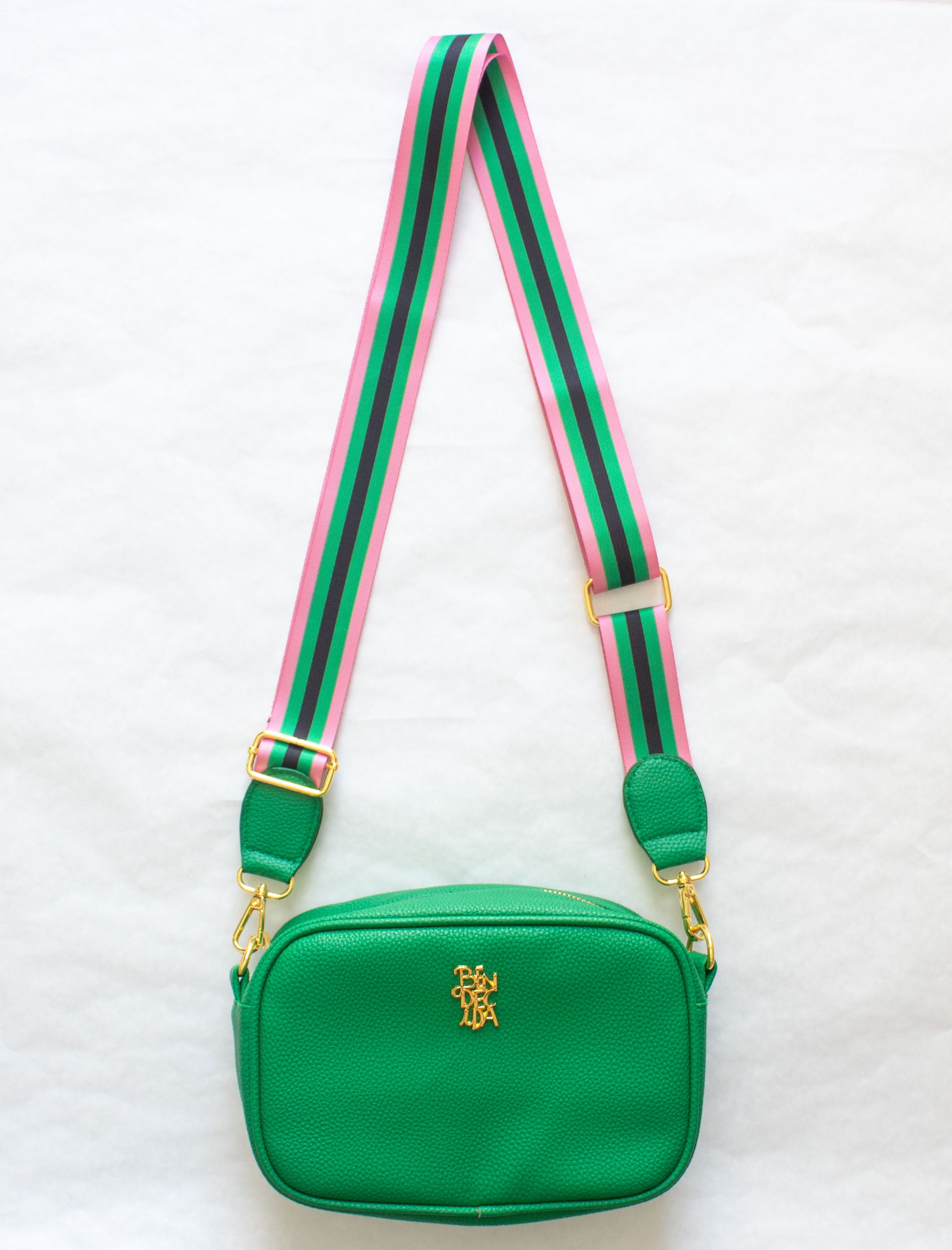 Bolso Crossbody con mensaje de Bendecida